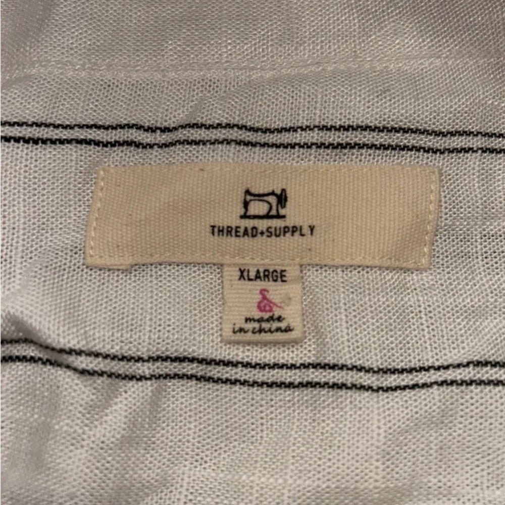 Thread & Supply Casual White and Black Button Down Shirt - Picture 2 of 3